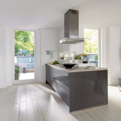 grijze hoogglans keuken met eiland rosendahl